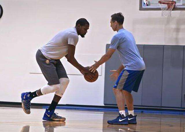 此次比赛不 此次比赛不